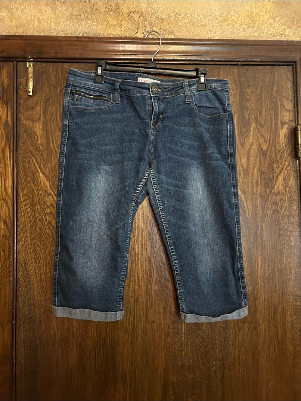 Guess Indigo Cropped Cuffed Jeans